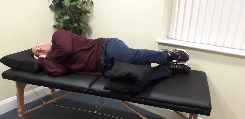 https://chirocare.co.uk/wp-content/uploads/2024/09/sleeping-on-side.webp